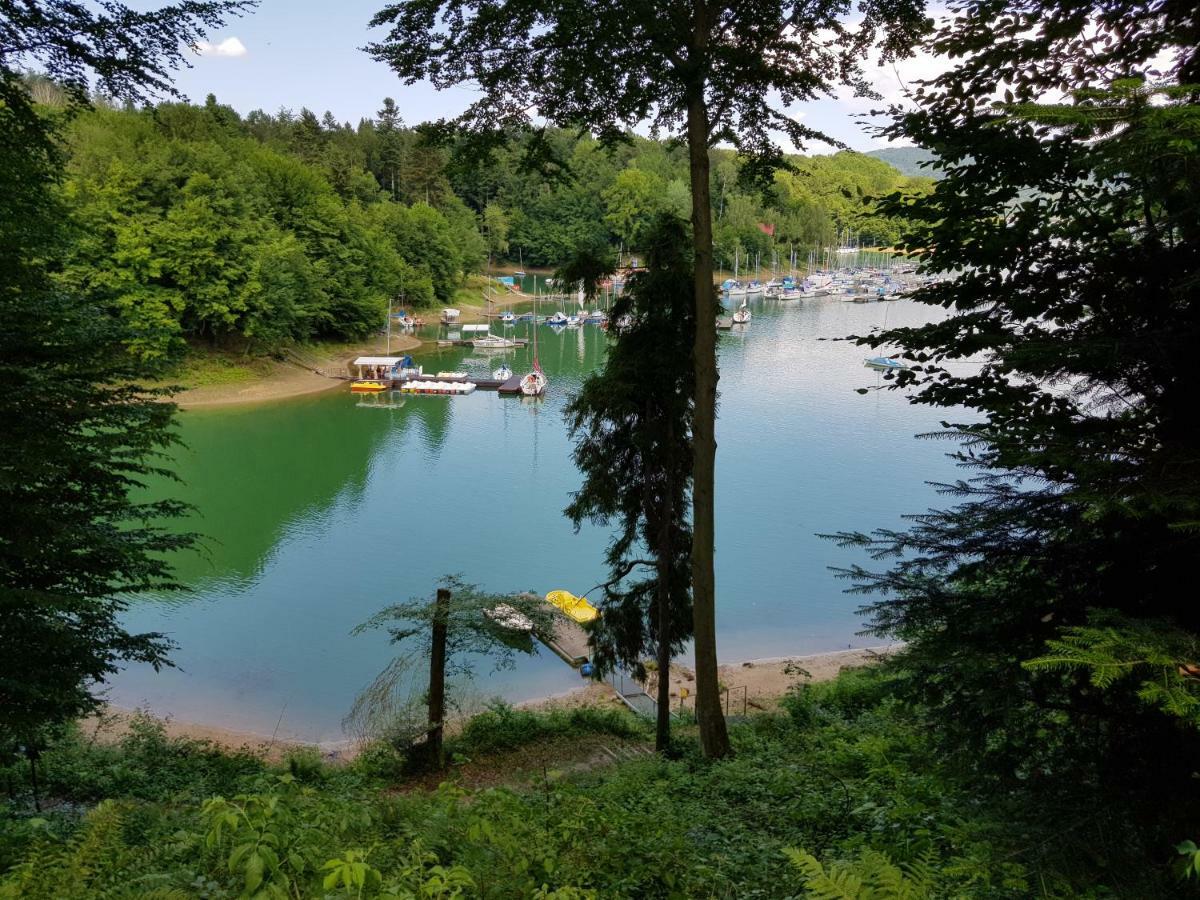 Caloroczne Domki Nad Zatoka Polańczyk Екстериор снимка